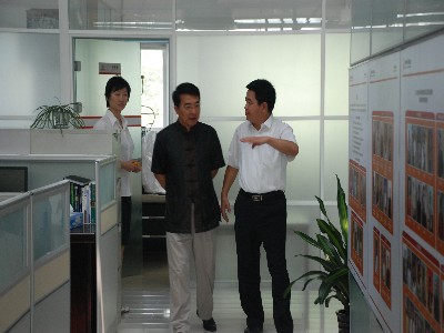 ZH-201107110002